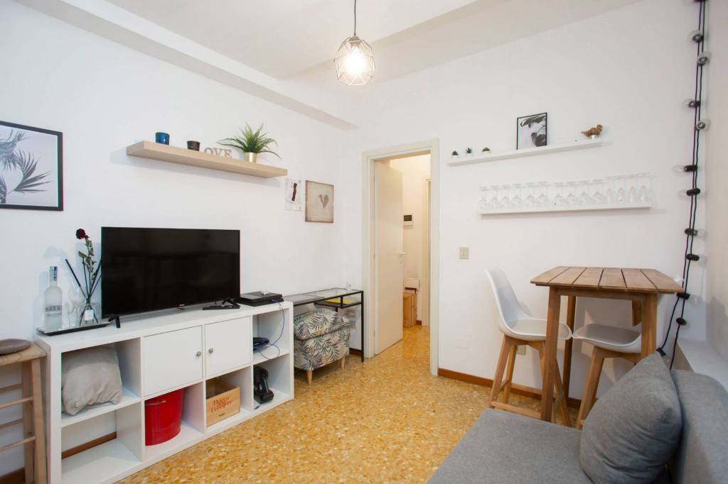 appartamento in vendita a Milano in zona Porta Venezia