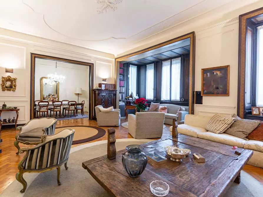 appartamento in vendita a Milano in zona Brera
