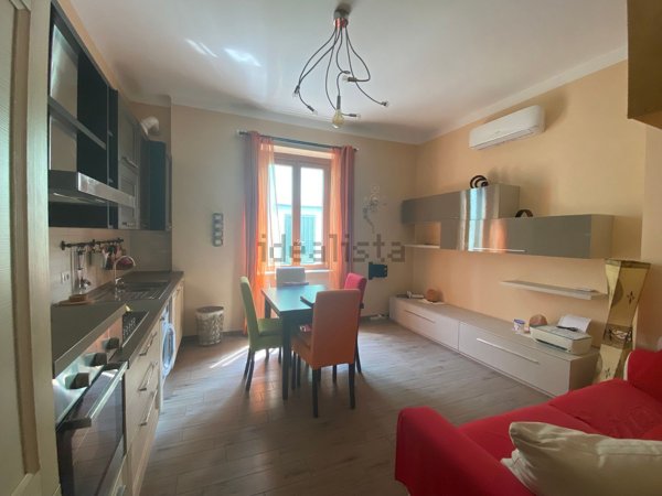 appartamento in vendita a Milano in zona Baggio
