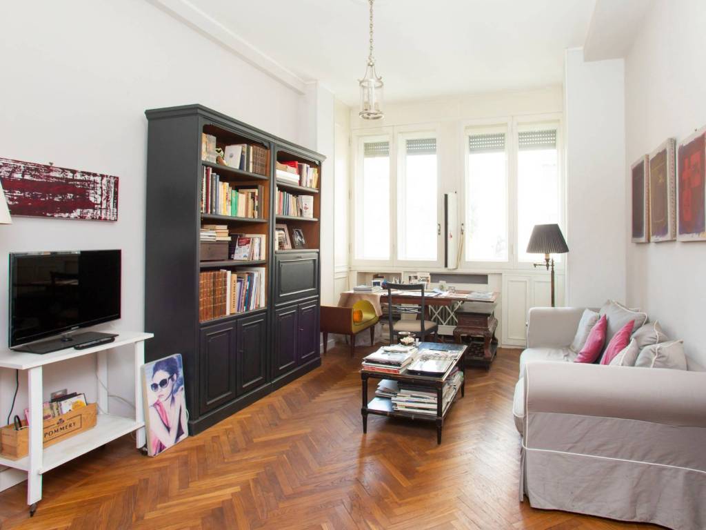 appartamento in vendita a Milano in zona Centro Direzionale
