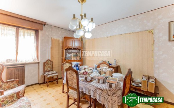 appartamento in vendita a Milano in zona Forze Armate