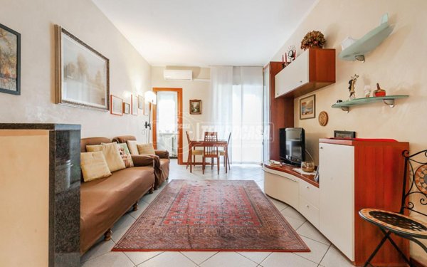 appartamento in vendita a Milano in zona Dergano
