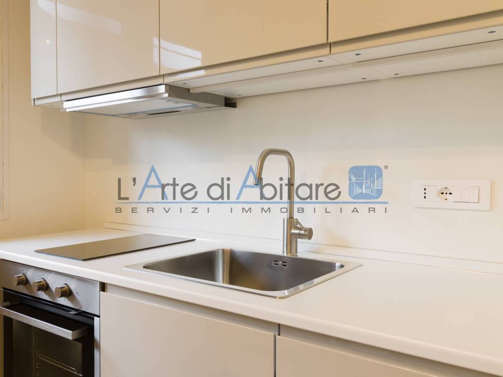 appartamento in vendita a Milano in zona Ghisolfa