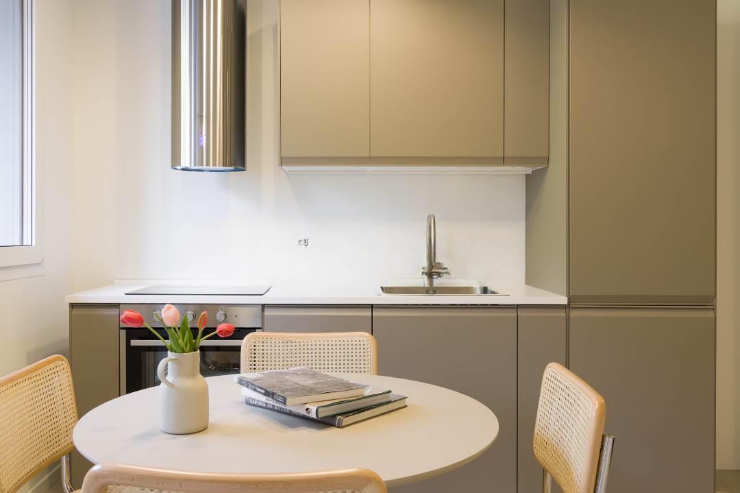 appartamento in vendita a Milano in zona Cagnola
