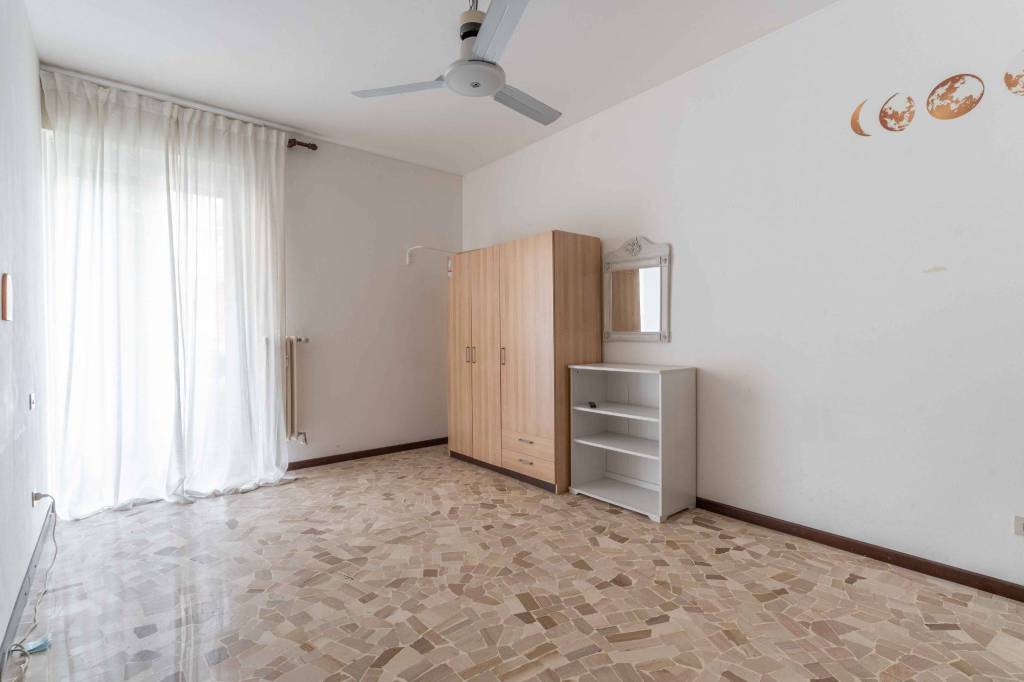 appartamento in vendita a Milano in zona Morivione