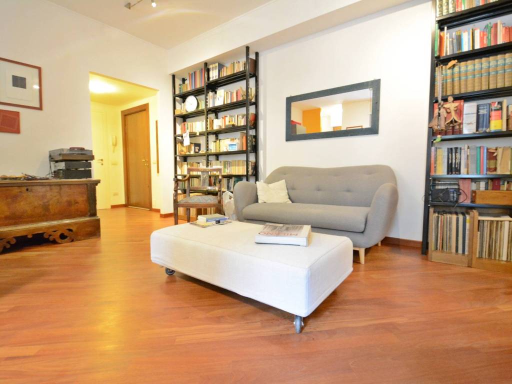 appartamento in vendita a Milano in zona Il Portello