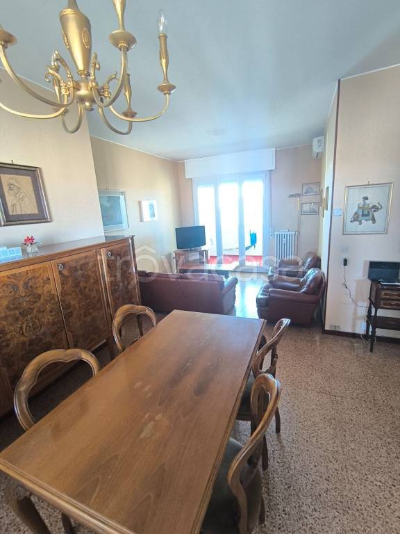 appartamento in vendita a Milano in zona Quarto Cagnino