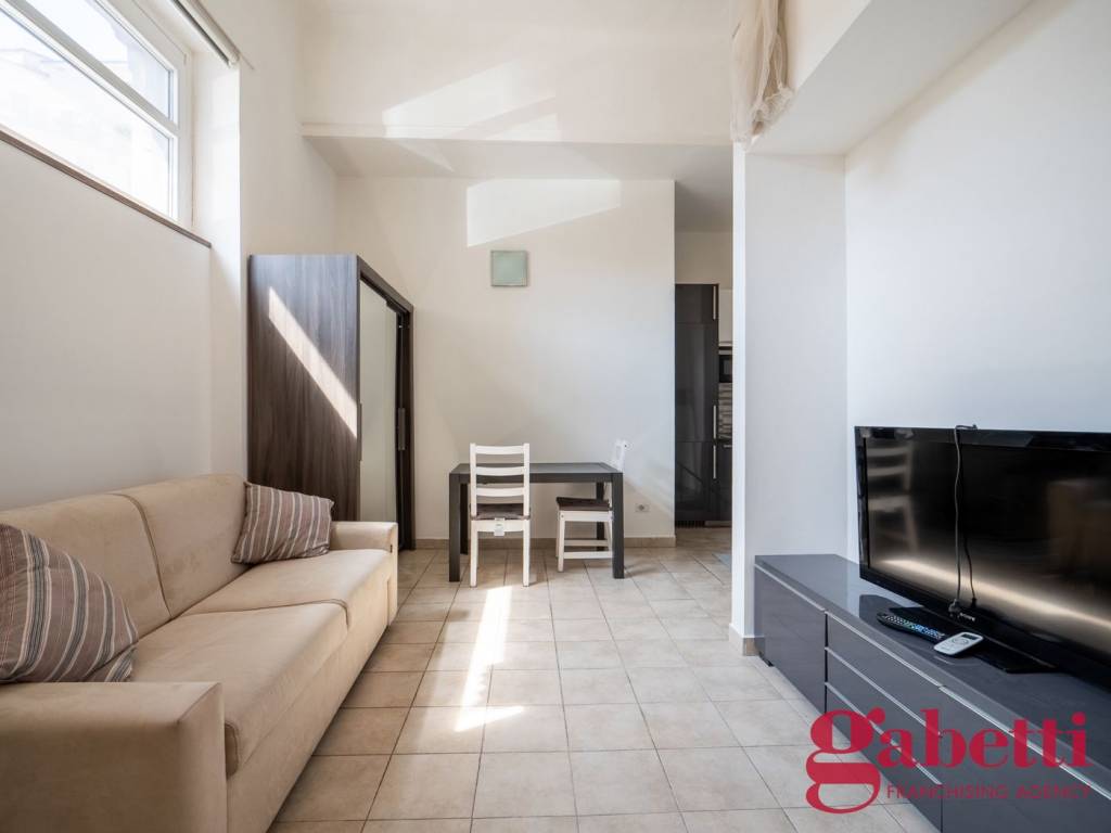 appartamento in vendita a Milano in zona Loreto