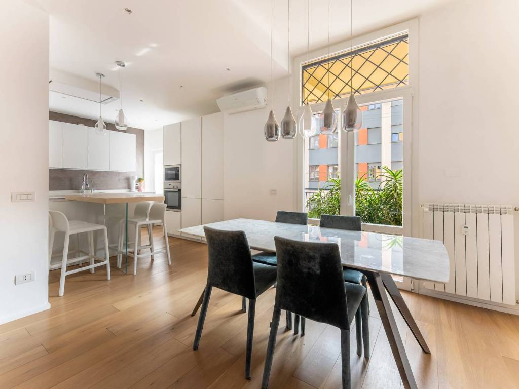 appartamento in vendita a Milano in zona Il Portello