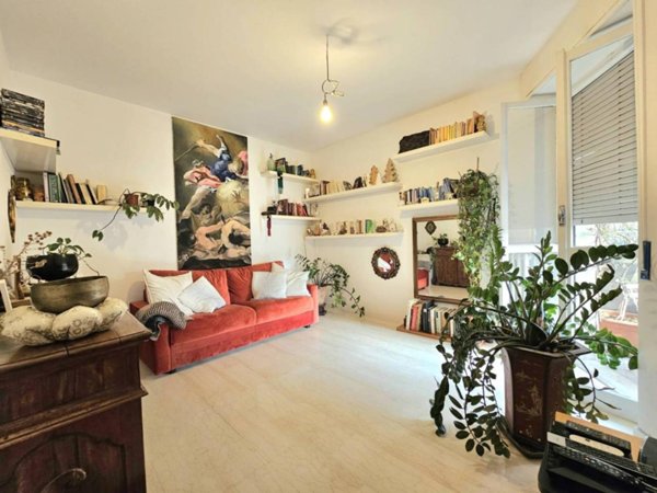 appartamento in vendita a Milano in zona Chiesa Rossa
