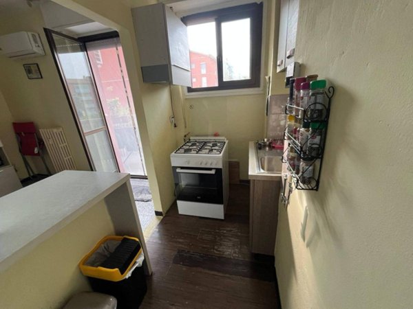 appartamento in vendita a Milano in zona Morsenchio