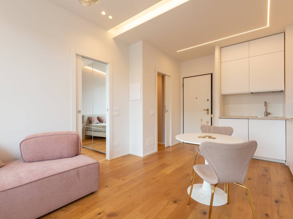 appartamento in vendita a Milano in zona Porta Nuova