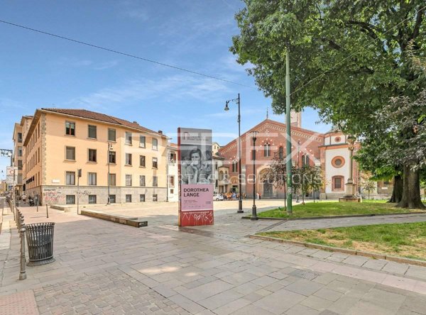 appartamento in vendita a Milano in zona Porta Ticinese