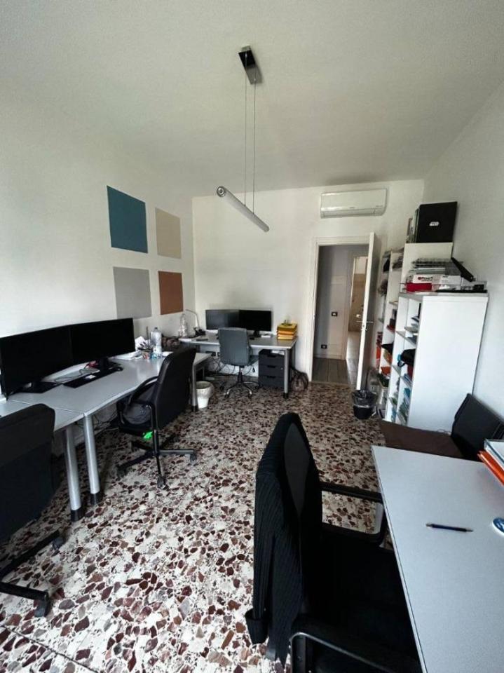 appartamento in vendita a Milano in zona Segnano