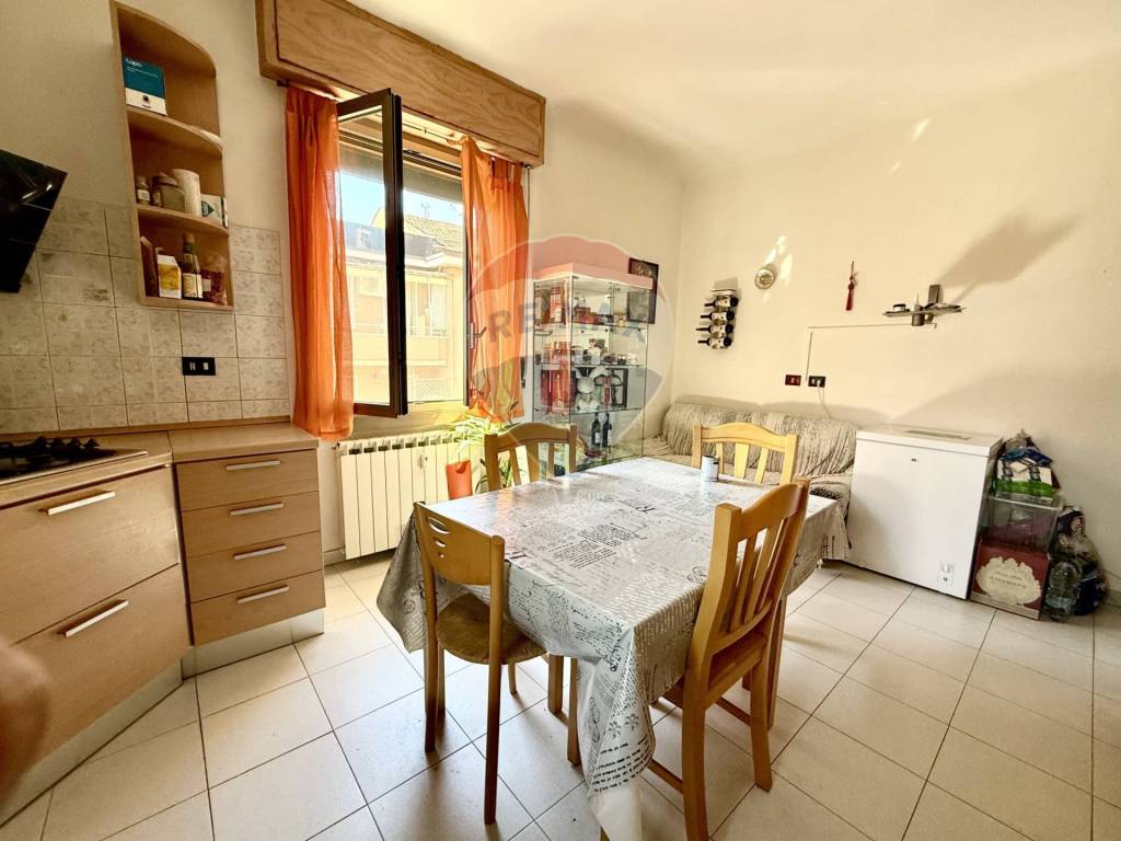 appartamento in vendita a Milano in zona Vigentino