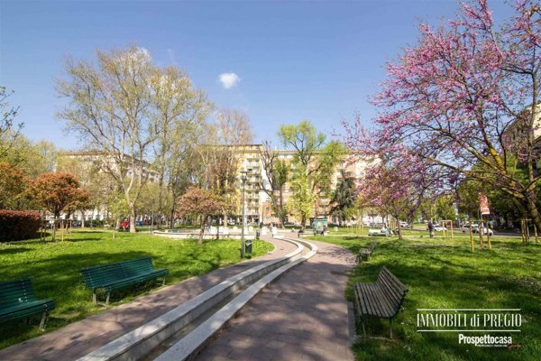 appartamento in vendita a Milano in zona Solari
