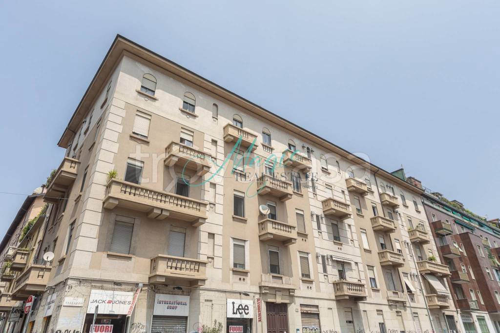 appartamento in vendita a Milano in zona Città Studi