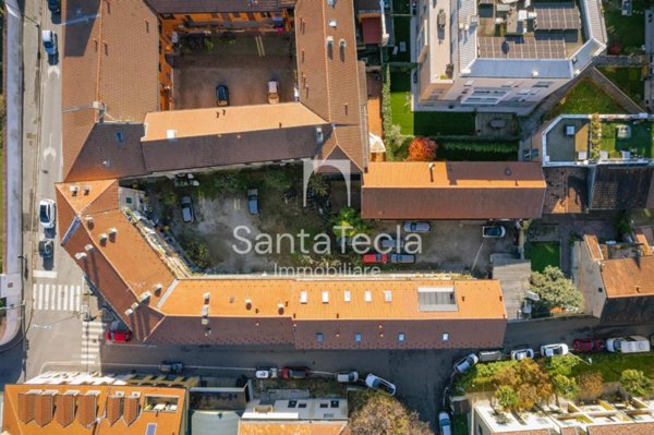 villa in vendita a Milano in zona Trenno