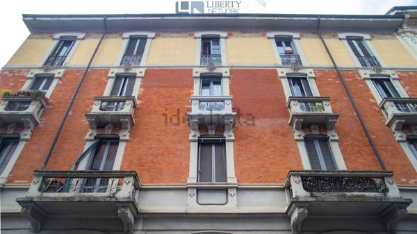 appartamento in vendita a Milano in zona Dergano