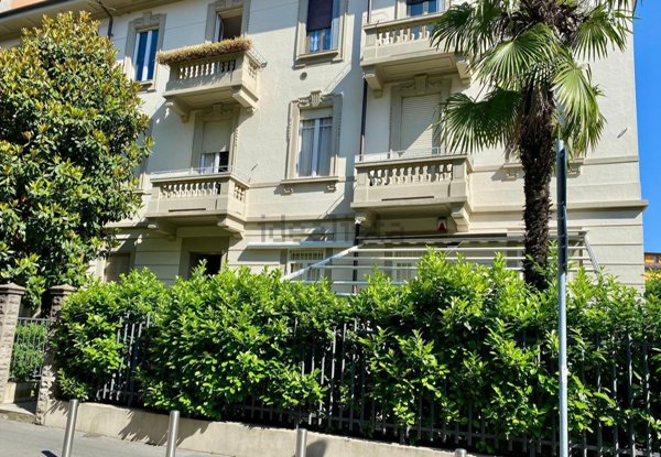 appartamento in vendita a Milano in zona Dergano
