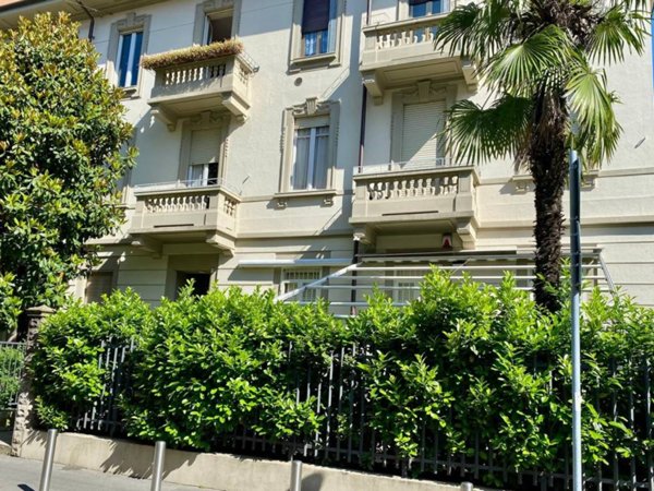 appartamento in vendita a Milano in zona Dergano