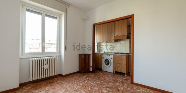 appartamento in vendita a Milano in zona Dergano
