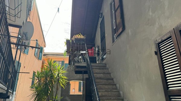 appartamento in vendita a Milano in zona Piazzale Lodi