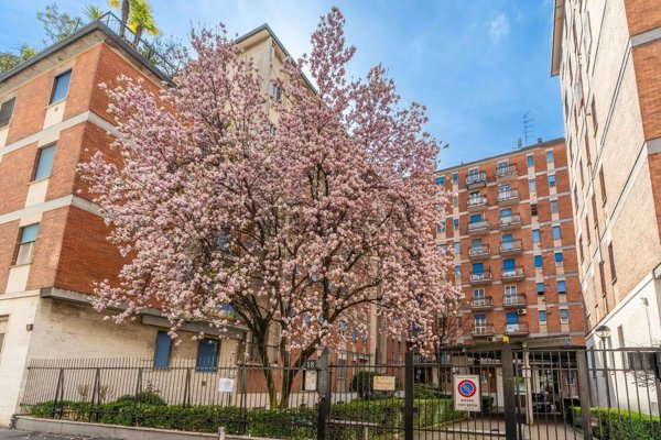 appartamento in vendita a Milano in zona Corvetto