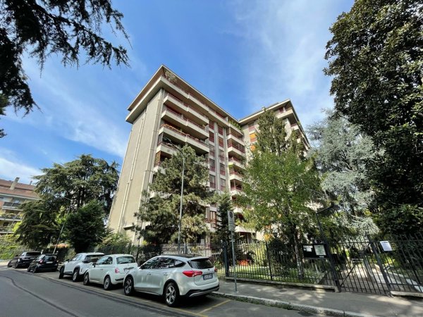 appartamento in vendita a Milano in zona San Siro