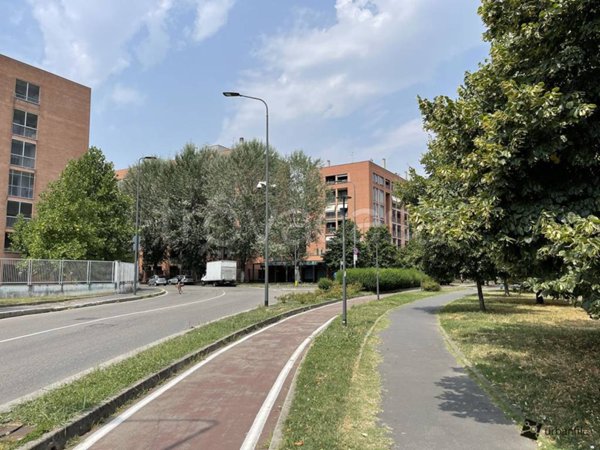 appartamento in vendita a Milano in zona Adriano