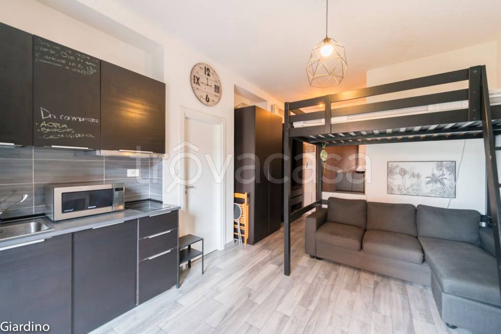 appartamento in vendita a Milano in zona Città Studi