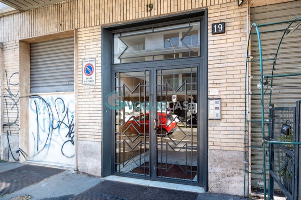 appartamento in vendita a Milano in zona Isola