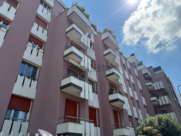appartamento in vendita a Milano in zona Il Portello
