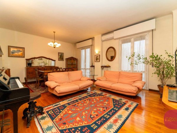 appartamento in vendita a Milano in zona Piazzale Lodi