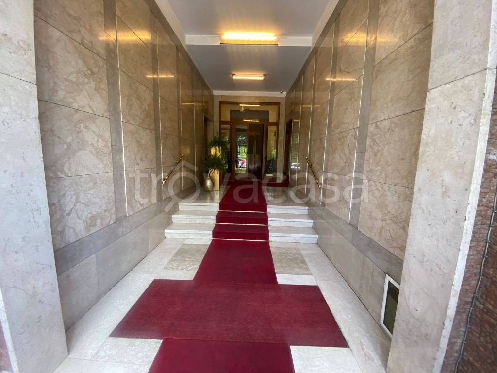 appartamento in vendita a Milano in zona Porta Venezia