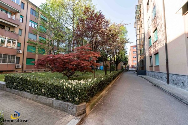 appartamento in vendita a Milano in zona Corvetto