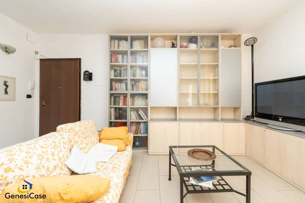appartamento in vendita a Milano in zona Corvetto