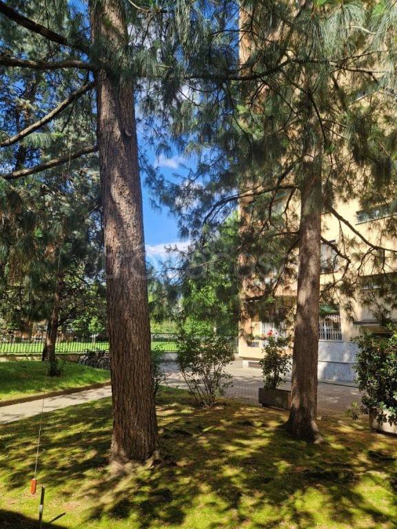appartamento in vendita a Milano in zona Lorenteggio
