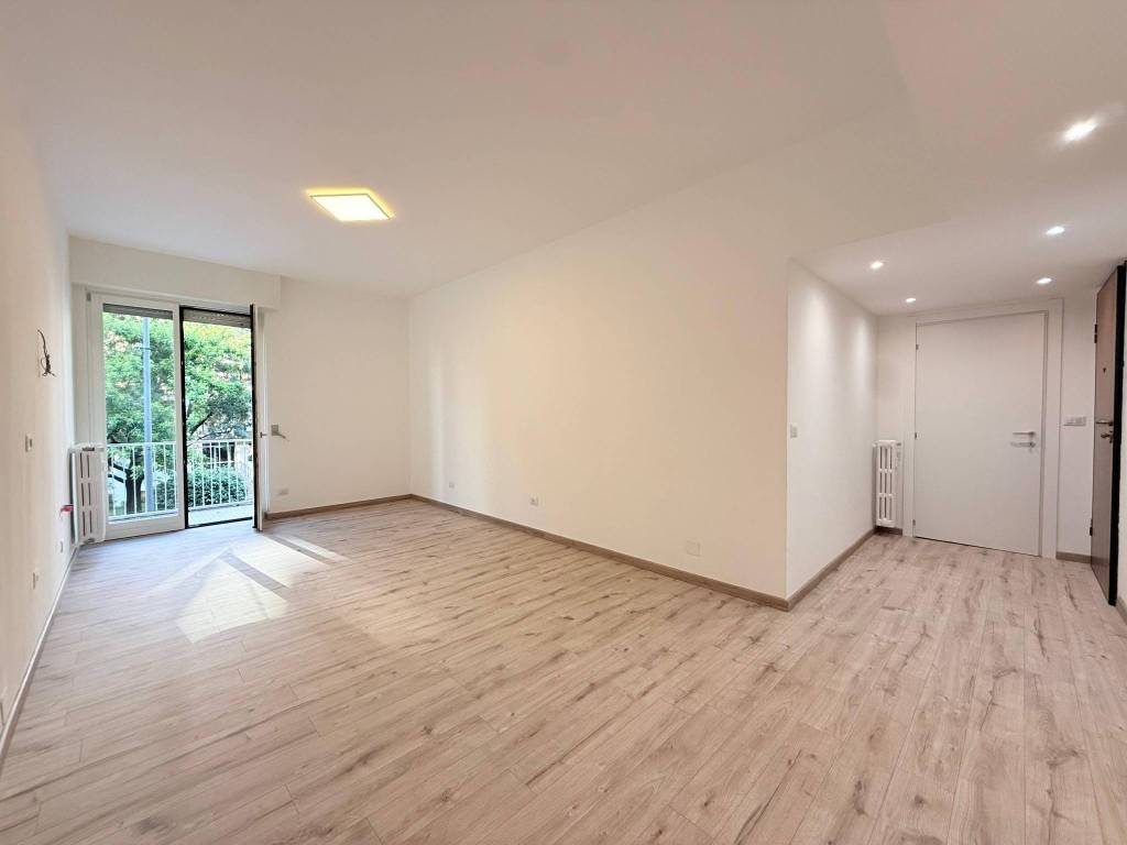 appartamento in vendita a Milano in zona Città Studi