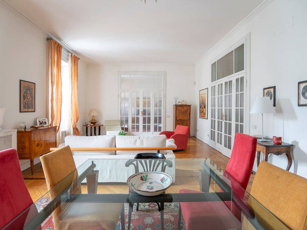 appartamento in vendita a Milano in zona Centro Direzionale