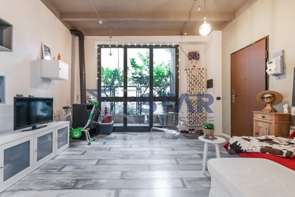 appartamento in vendita a Milano in zona Isola