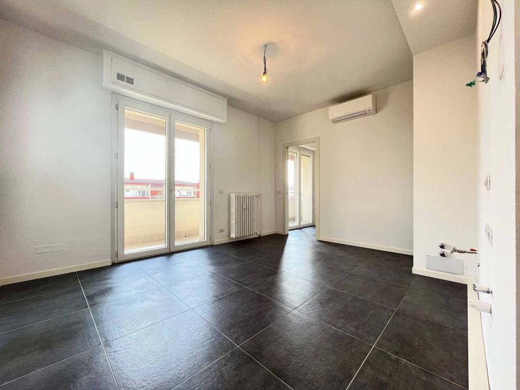 appartamento in vendita a Milano in zona Vigentino