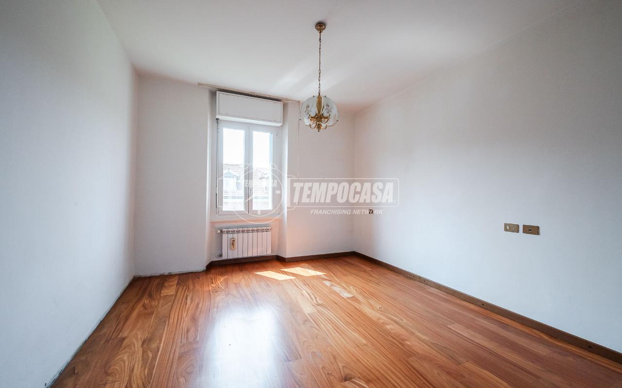 appartamento in vendita a Milano in zona Casoretto