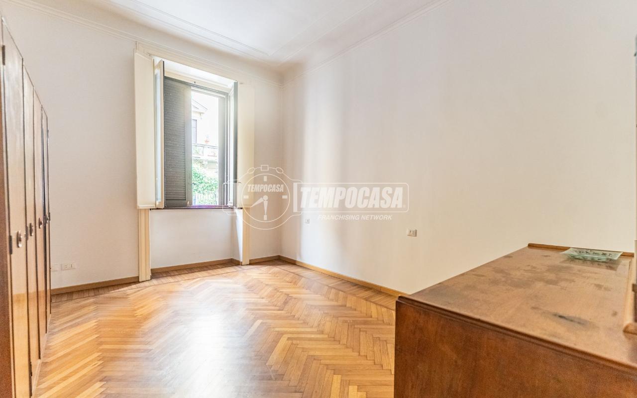 appartamento in vendita a Milano in zona Isola