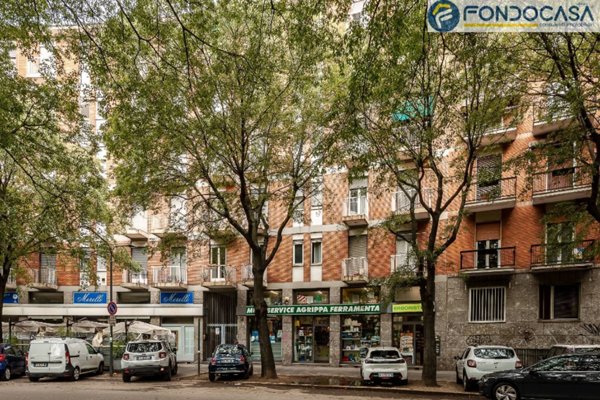 appartamento in vendita a Milano in zona Adriano