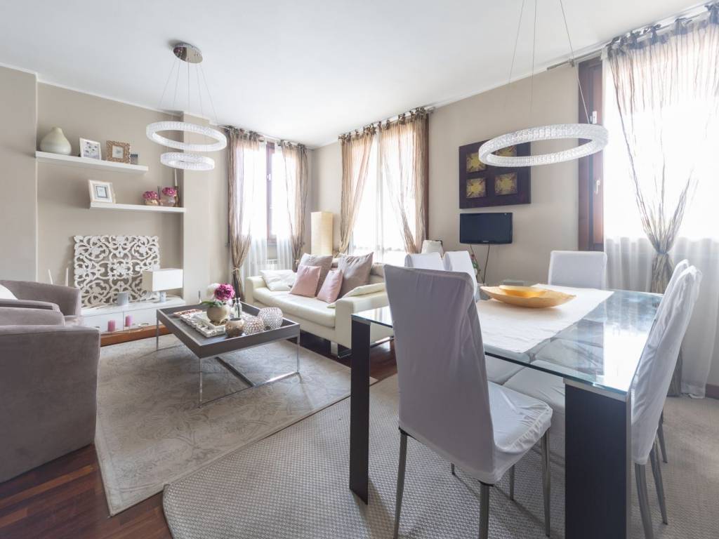 appartamento in vendita a Milano in zona Crescenzago