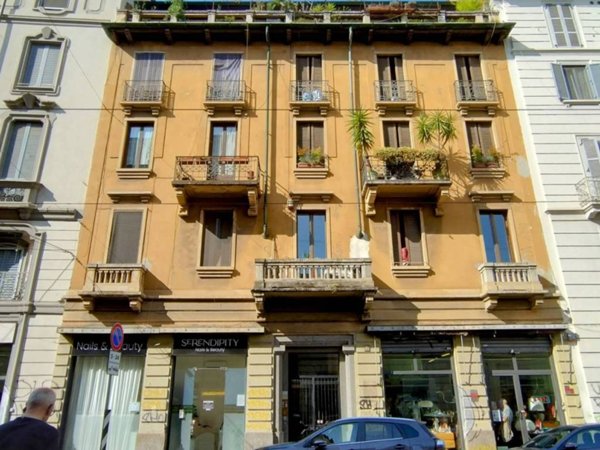 appartamento in vendita a Milano in zona Cinque Giornate