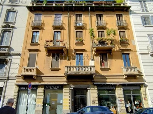 appartamento in vendita a Milano in zona Cinque Giornate