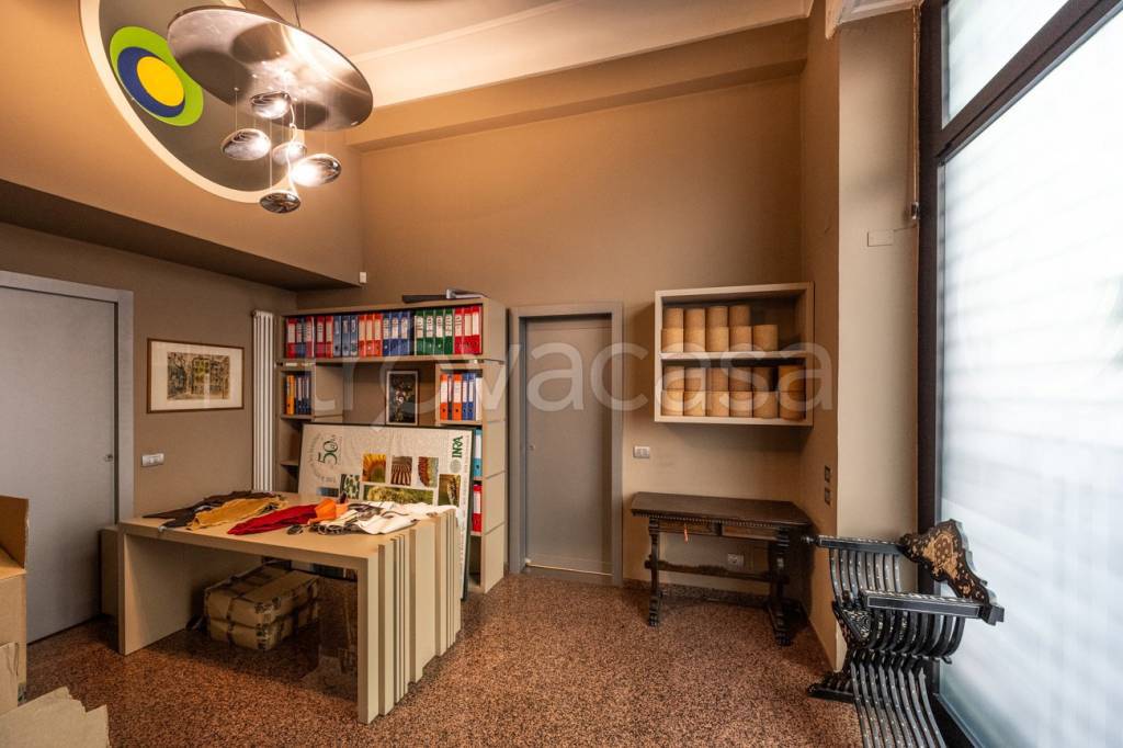 ufficio in vendita a Milano