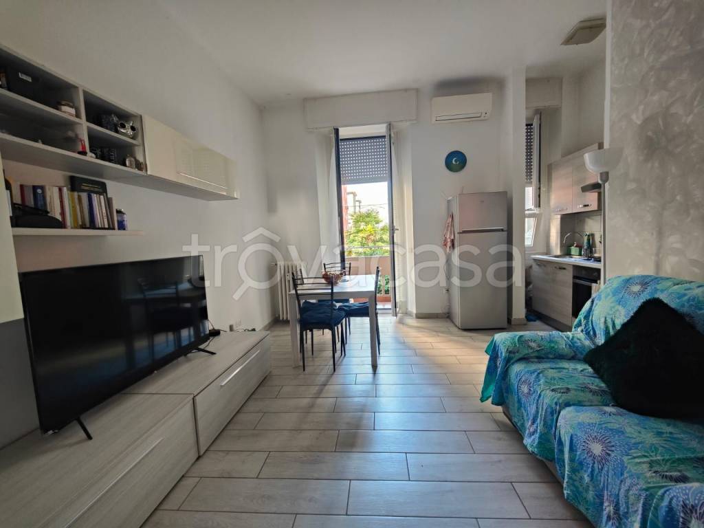 appartamento in vendita a Milano in zona Prato Centenaro